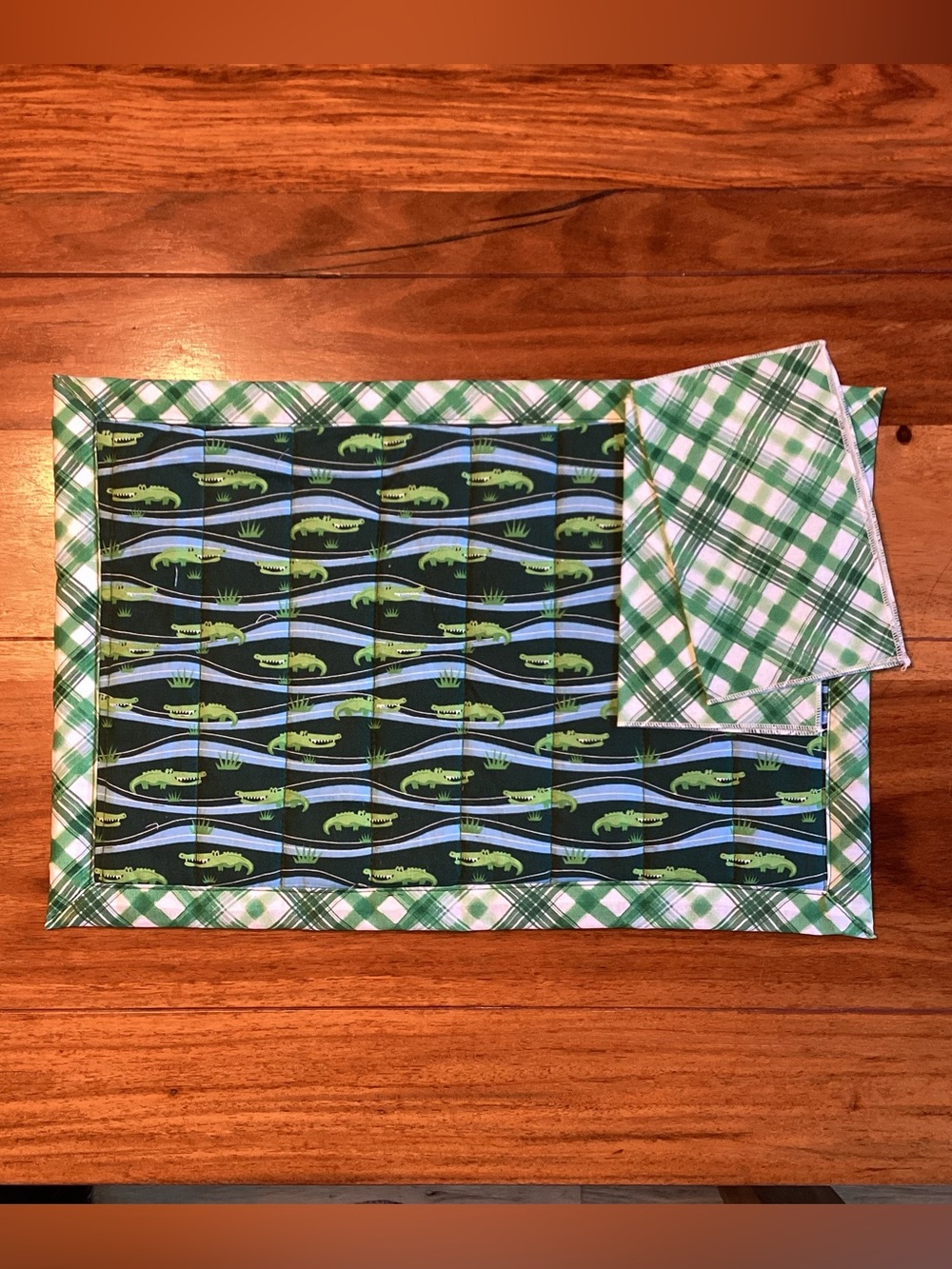 Green Plaid Alligator Print Table Placemat and Napkin Set